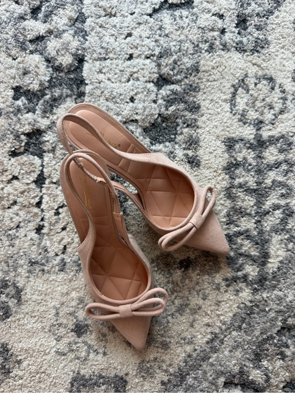 Pointed Toe Slingback Bow Pumps - Nude/Beige